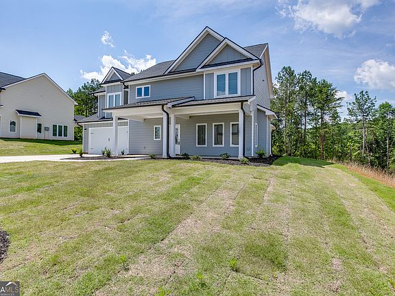 3rd image of 137 Boulder Dr