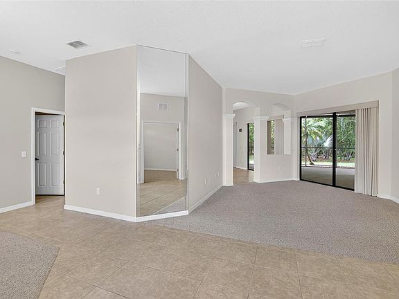 5th image of 21234 Tangor Rd