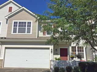 1594 Liberty Cir, Shakopee, MN 55379