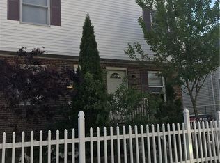 20 Clematis St, Providence, RI 02908