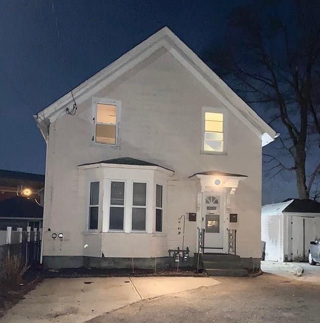 1st image of 35-37 Mary Ave Unit 2