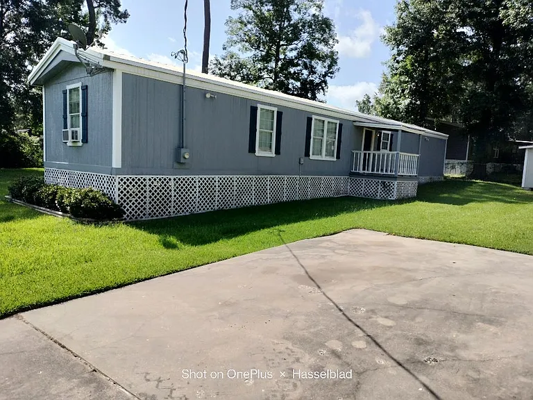 25420 Redwood Ln — Photo 3