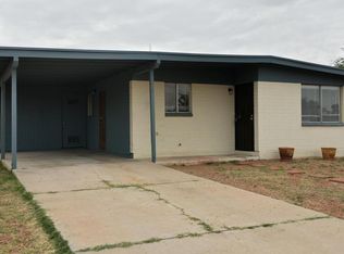 8618 E Stearn Lake Dr, Tucson, AZ 85730