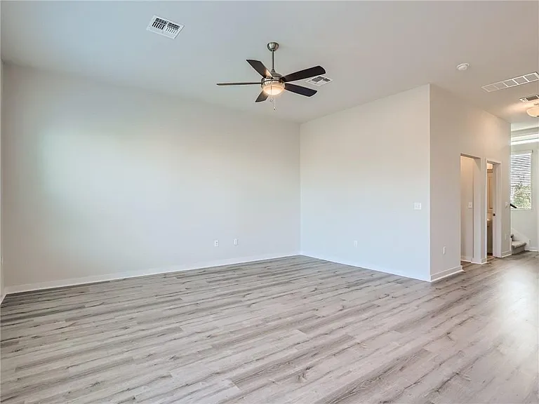 1309 Showbox St #6 — Photo 5