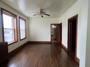 7842 S Marquette Ave APT 1, Chicago, IL