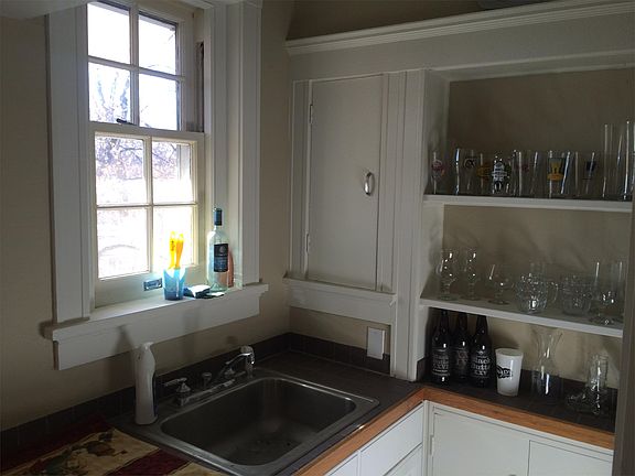5th image of 725 N Corona St APT 3