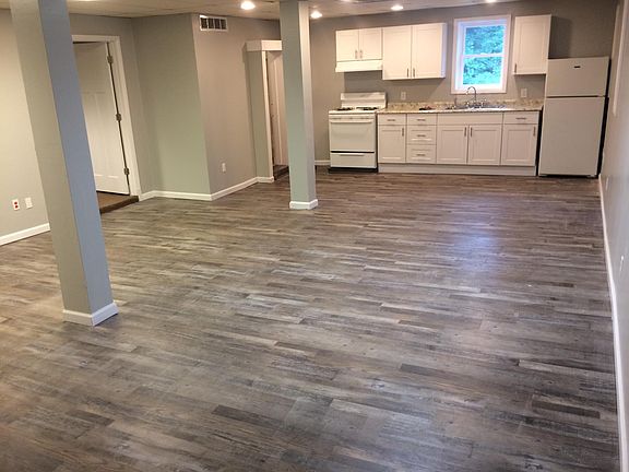 3rd image of 945 Beardsley St #1