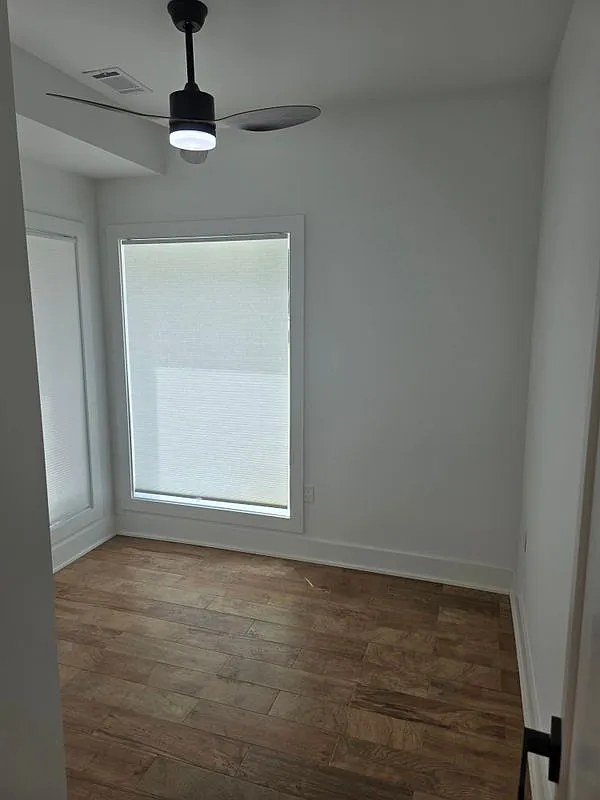 2 bed, 1.0 bath, 640 sqft, $1,875 — Photo 2