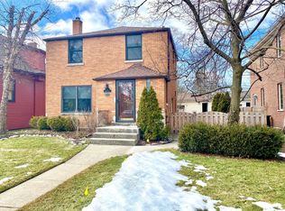 24 N Lincoln Ave, Park Ridge, IL 60068