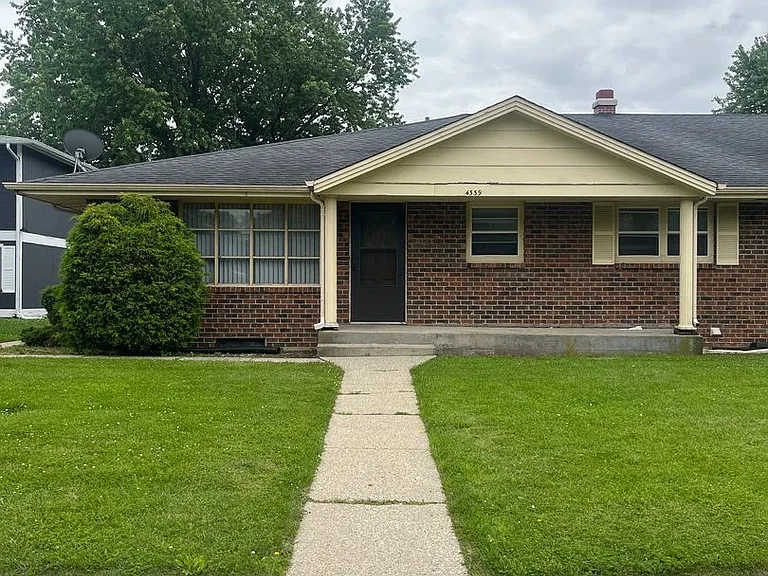 4335 Lori Dr — Photo 1