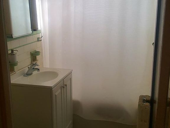 5th image of 4512 N Paulina St #00