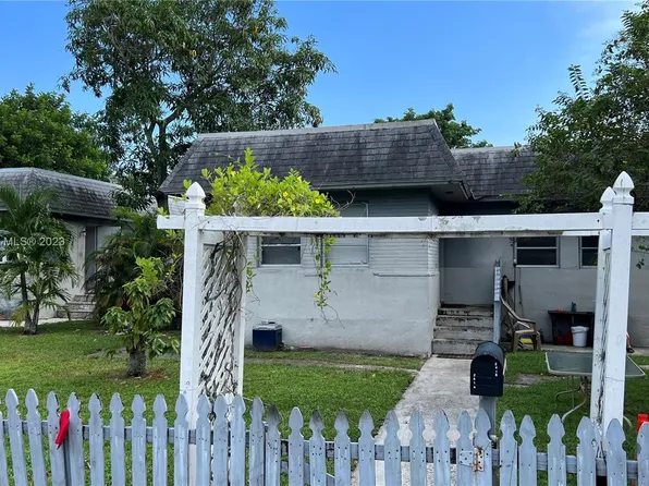 2416-2418 Sherman St, Hollywood, FL 33020