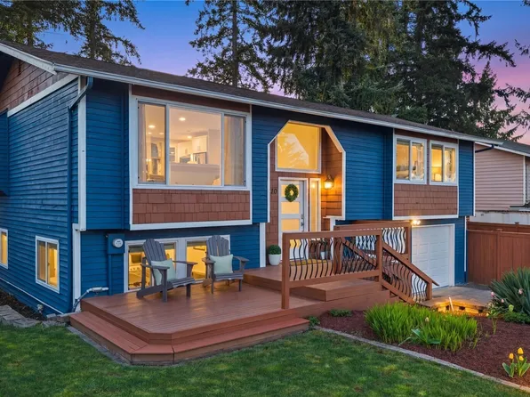 2610 211th Avenue E, Lake Tapps, WA 98391