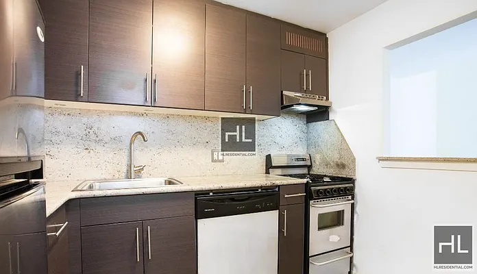 Rented by Highline Residential | media 29