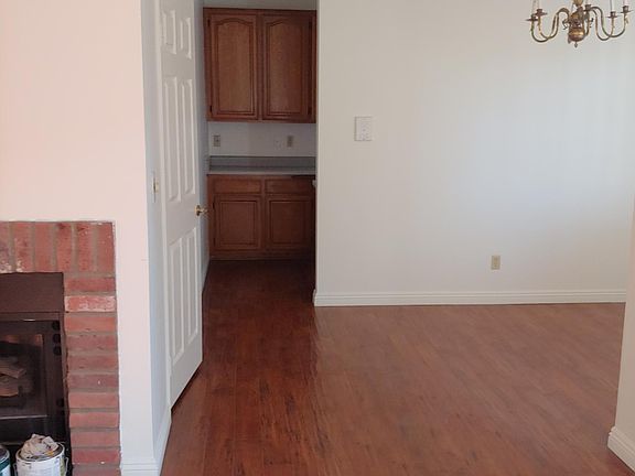 4th image of 468 E Cypress Ave APT 203