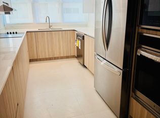 76 Kings Court Cond St #1, San Juan, PR 00911