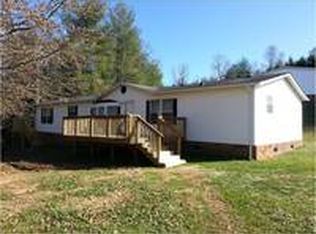 3690 Ocean Ct, Hudson, NC 28638