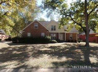 209 Brookewater Ln, Perry, GA 31069