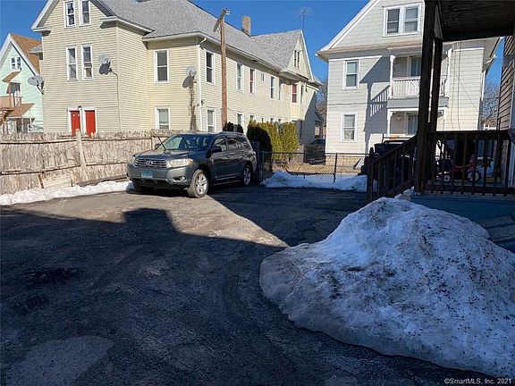 3rd image of 370 Laurel Ave #372