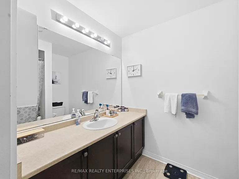 112 Harbourside Dr — Photo 28