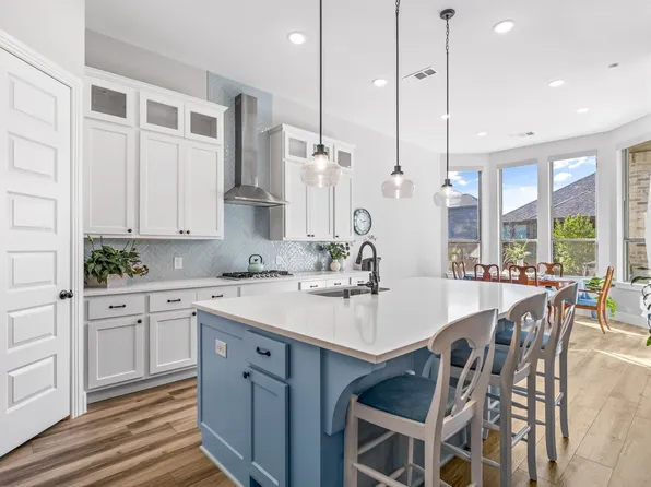 9404 Leisure Pace Ln, Oak Point, TX 75068