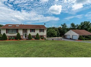 1154 Suedberg Rd, Pine Grove, PA 17963