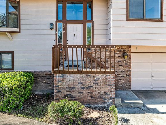 4th image of 2279 Windwood Ct