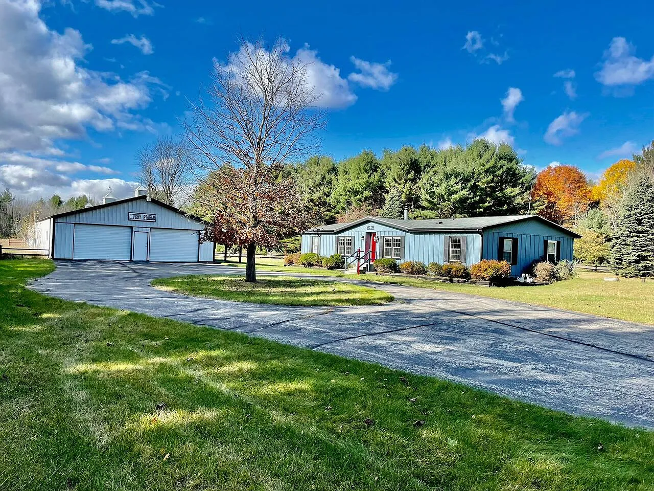 N3185 Seward Heights Road - 1 — Photo 1