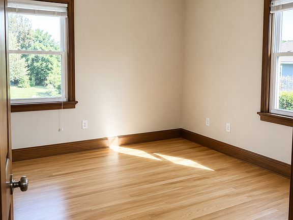 5th image of 1016 S 8th St