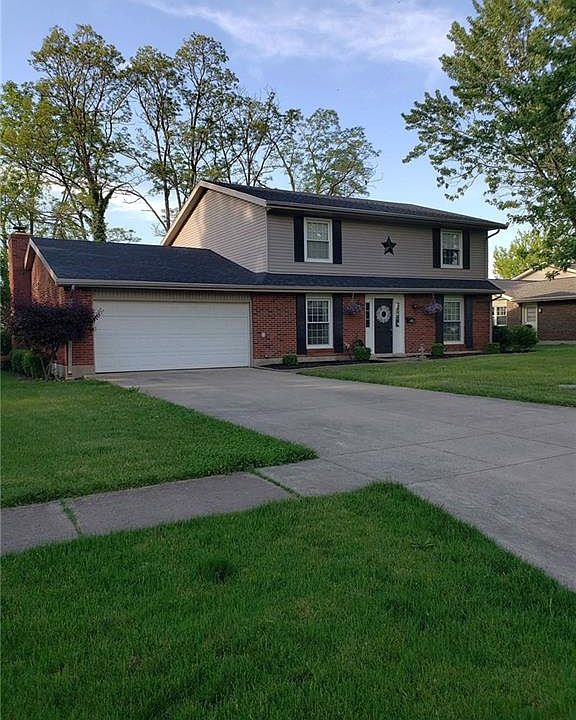 1st image of 300 E Robinwood St