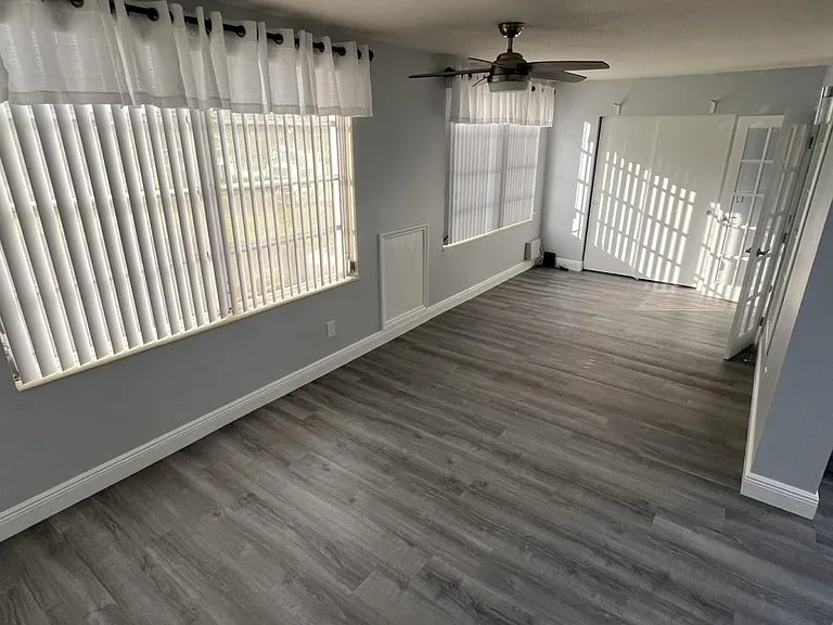 2360 World Parkway Blvd #26 — Photo 30