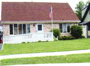 8156 Normandy Ave, Burbank, IL 60459