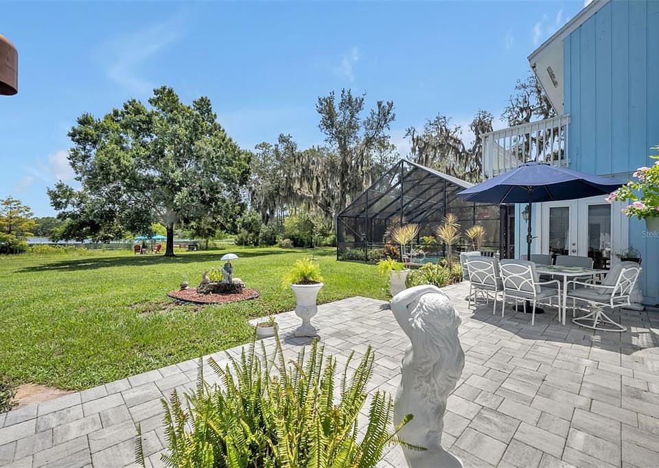 1st image of 105 SAXON BOULEVARD