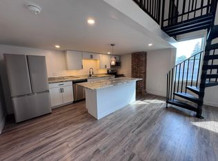84 Main St #5, Newmarket, NH 03857