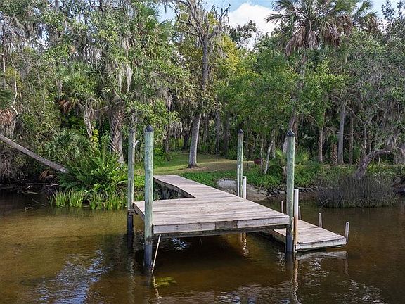 3rd image of 8609 Stoner Rd