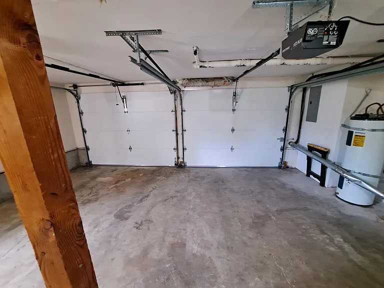 1316 S Woodlawn St — Photo 51