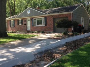 1504 SW Highway Ln, Lees Summit, MO 64081