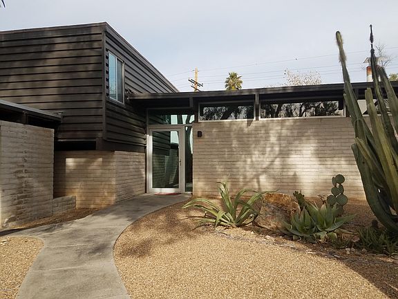 2nd image of 8861 E Calle Bolivar