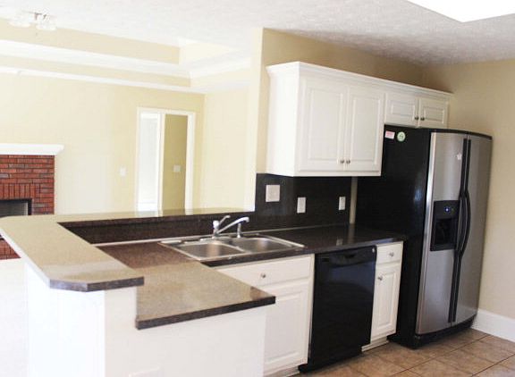 5th image of 54 Lee Road 2083