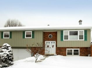 500 Blackhawk Dr, Westmont, IL 60559