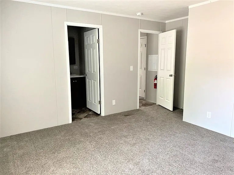 Oak Hill Estates — Photo 20