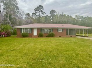 4575 Sam Potts Hwy, Hallsboro, NC 28442