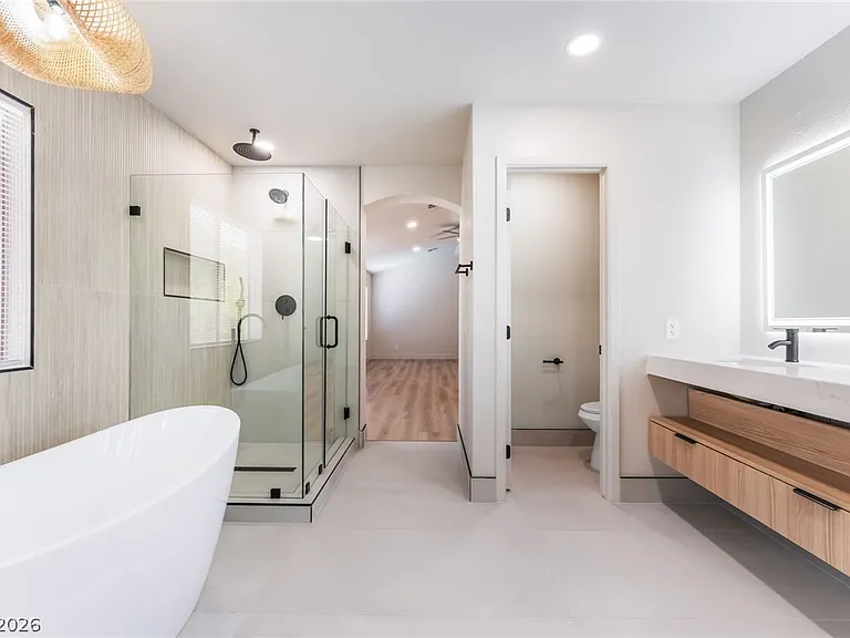 2100 Desert Peak Rd — Photo 2