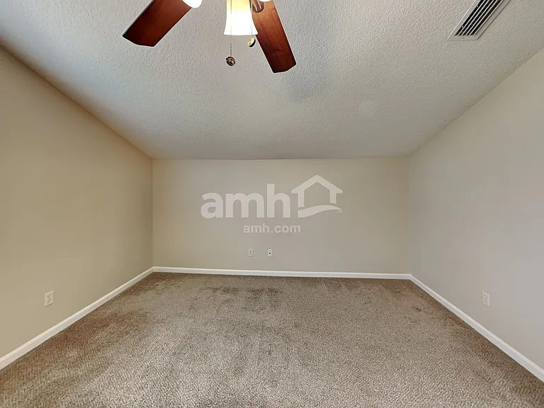 1224 Belhaven Ln — Photo 15