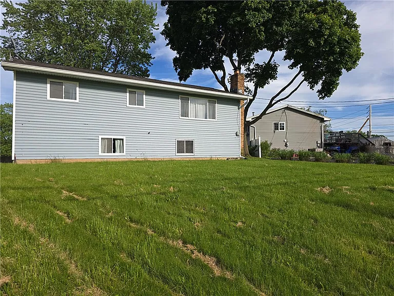 55 Agar Ave — Photo 8