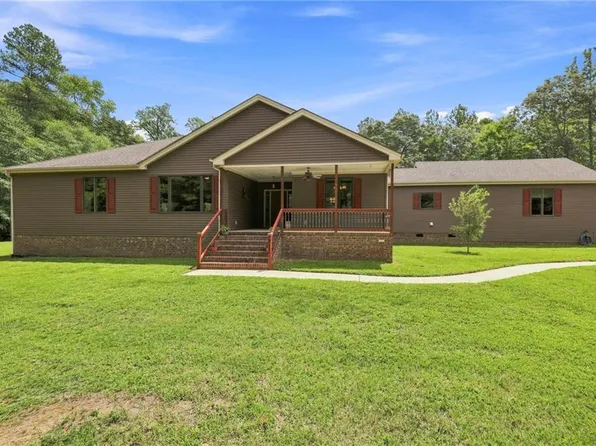 18152 Private Stock Ln, Smithfield, VA 23430