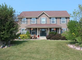 6134 Eagle Point Dr, Racine, WI 53406