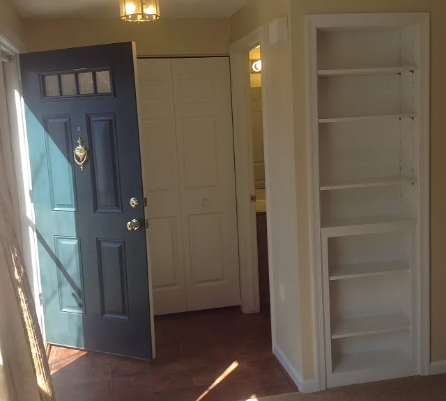 Front Interior_04042016