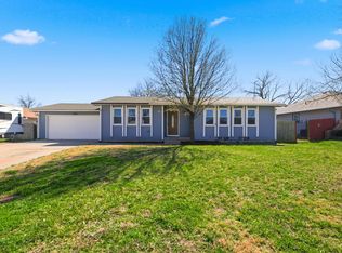 125 W Brazos Dr, Goddard, KS 67052