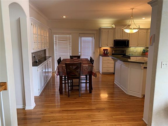 5th image of 3724 S Bolger Ct